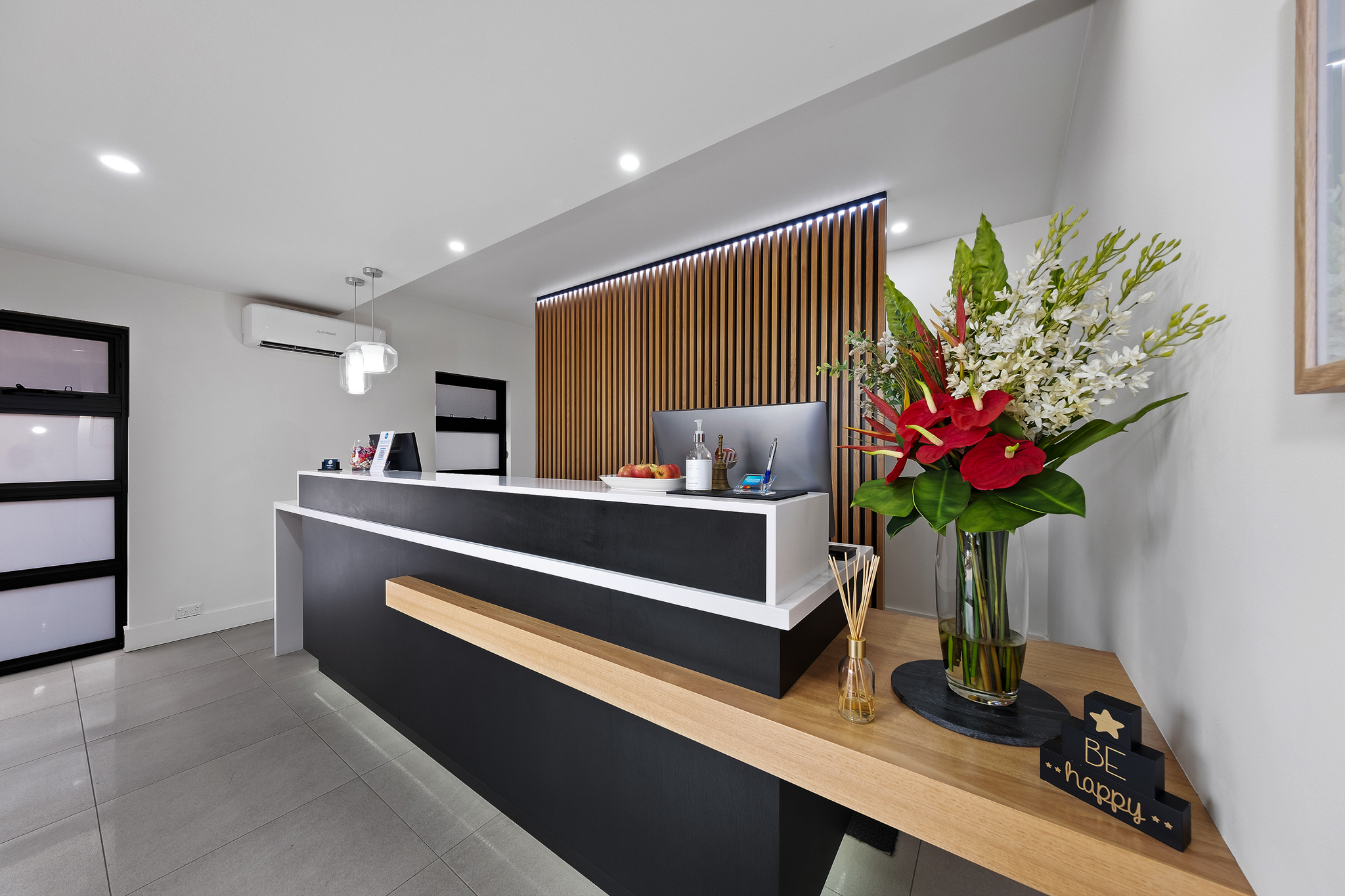 Bluegum Dubbo — exterior